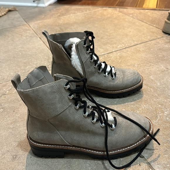 Women’s boots - Picture 2 of 4